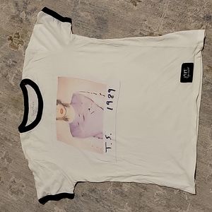 Official Taylor Swift 1989 tshirt